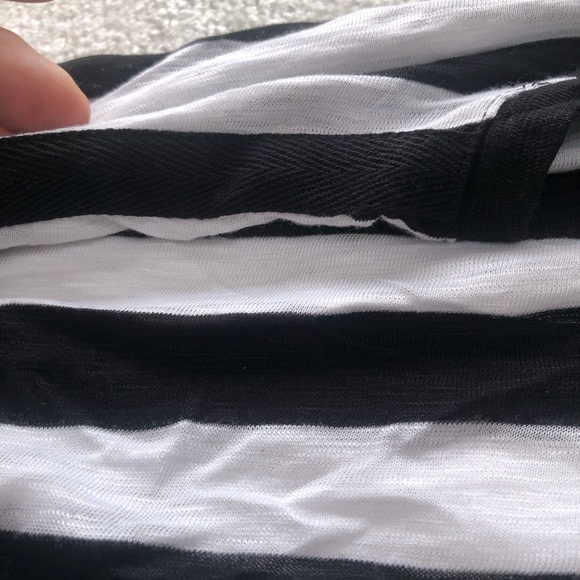 Denver Hayes 2xl summery striped top. New or line new top - Picture 5 of 7